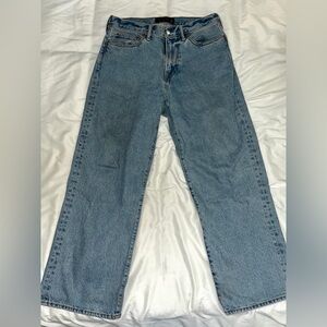 Abercrombie & Fitch medium blue loose jean men’s 31